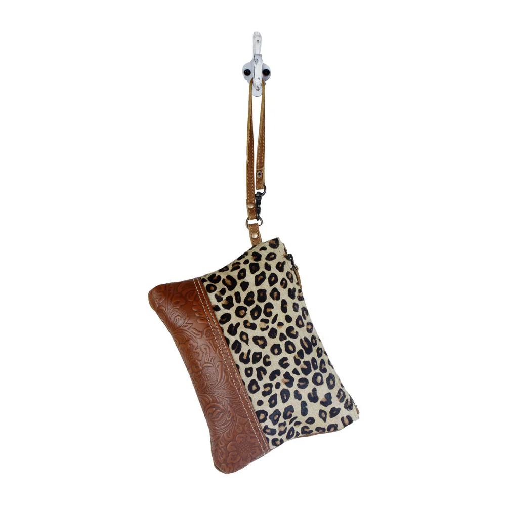 14493-wow-factor-pouch-1.webp