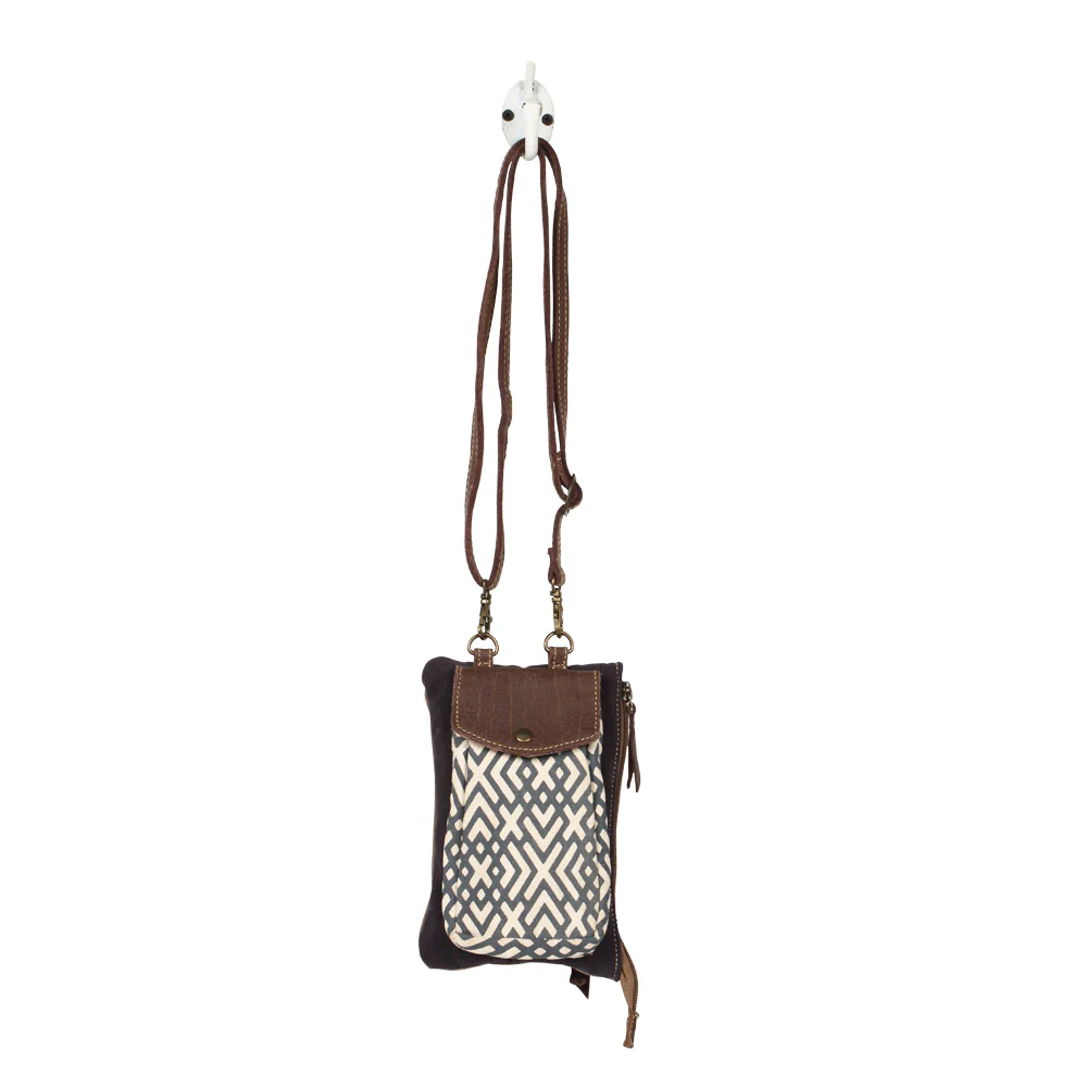 14512-x-design-small-cross-body-bag-1.webp