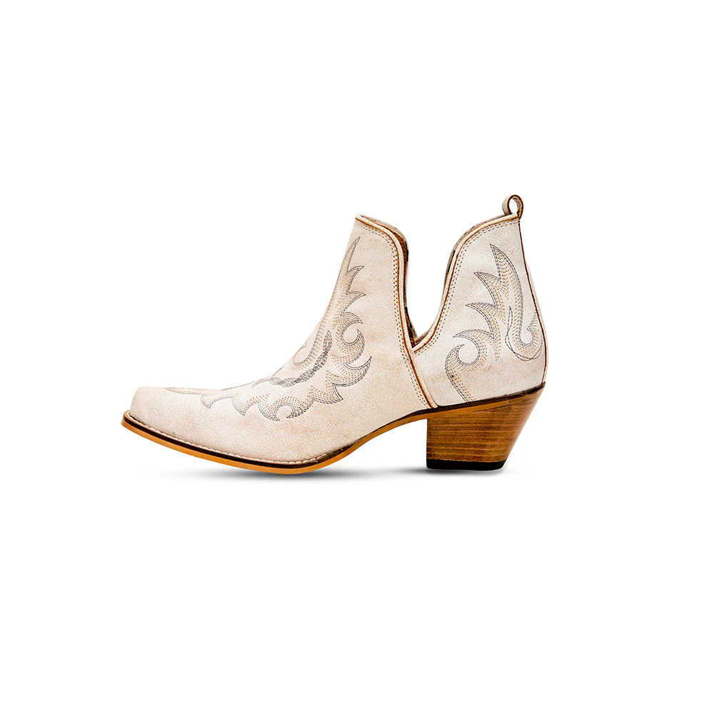 14584-yipple-western-leather-booties-1.webp