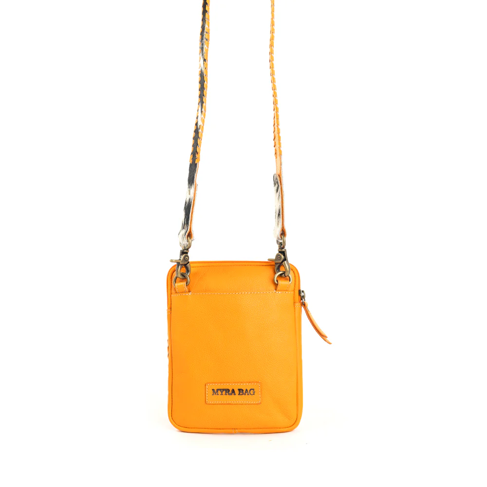 14591-yosidry-peak-leather-hairon-bag-1.webp