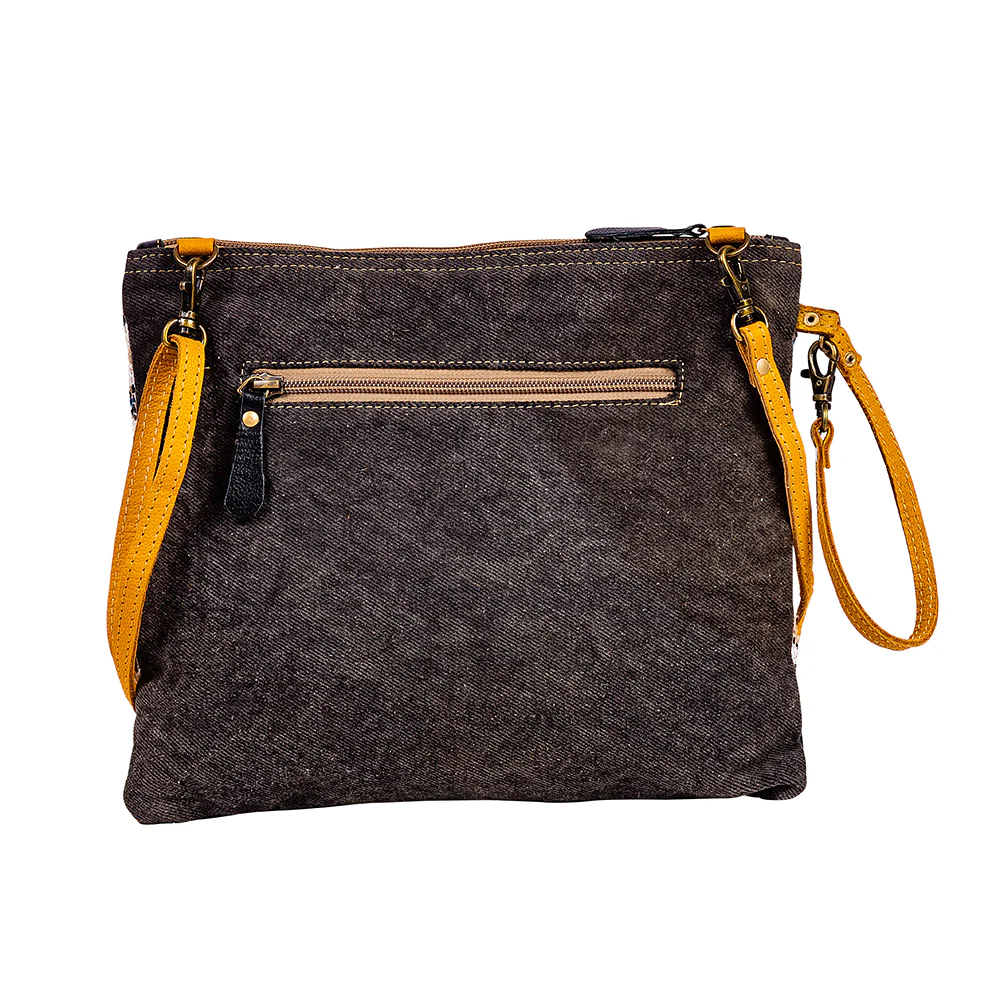 14666-zonta-mesa-small-crossbody-bag-1.webp