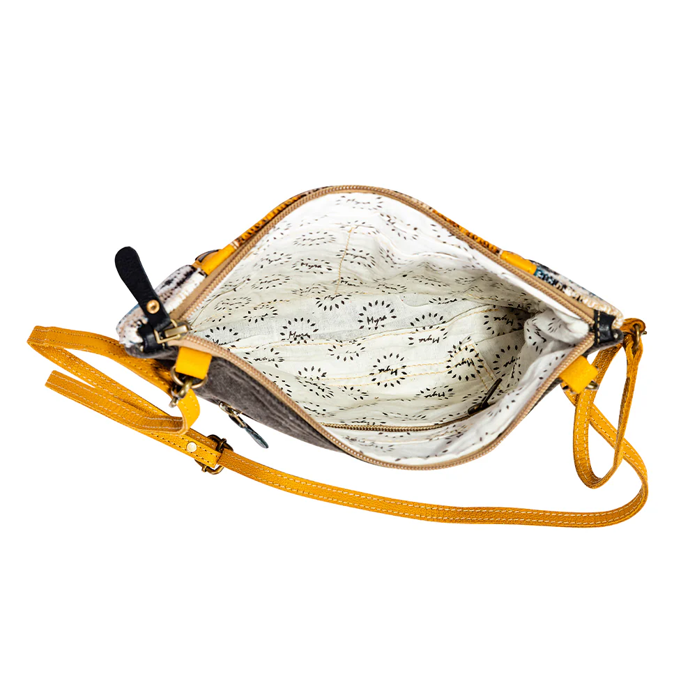 14666-zonta-mesa-small-crossbody-bag-1.webp