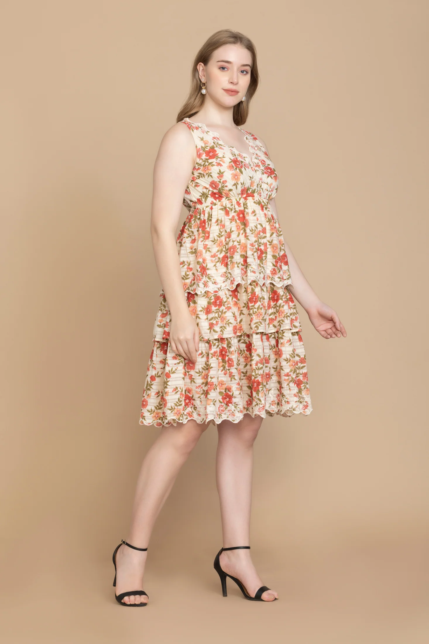 1980-bohera-silvianna-v-neck-tieried-skirt-dress-1.webp