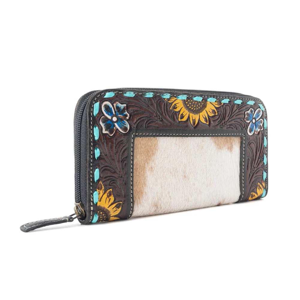 2082-boho-patchy-wallet-1.webp