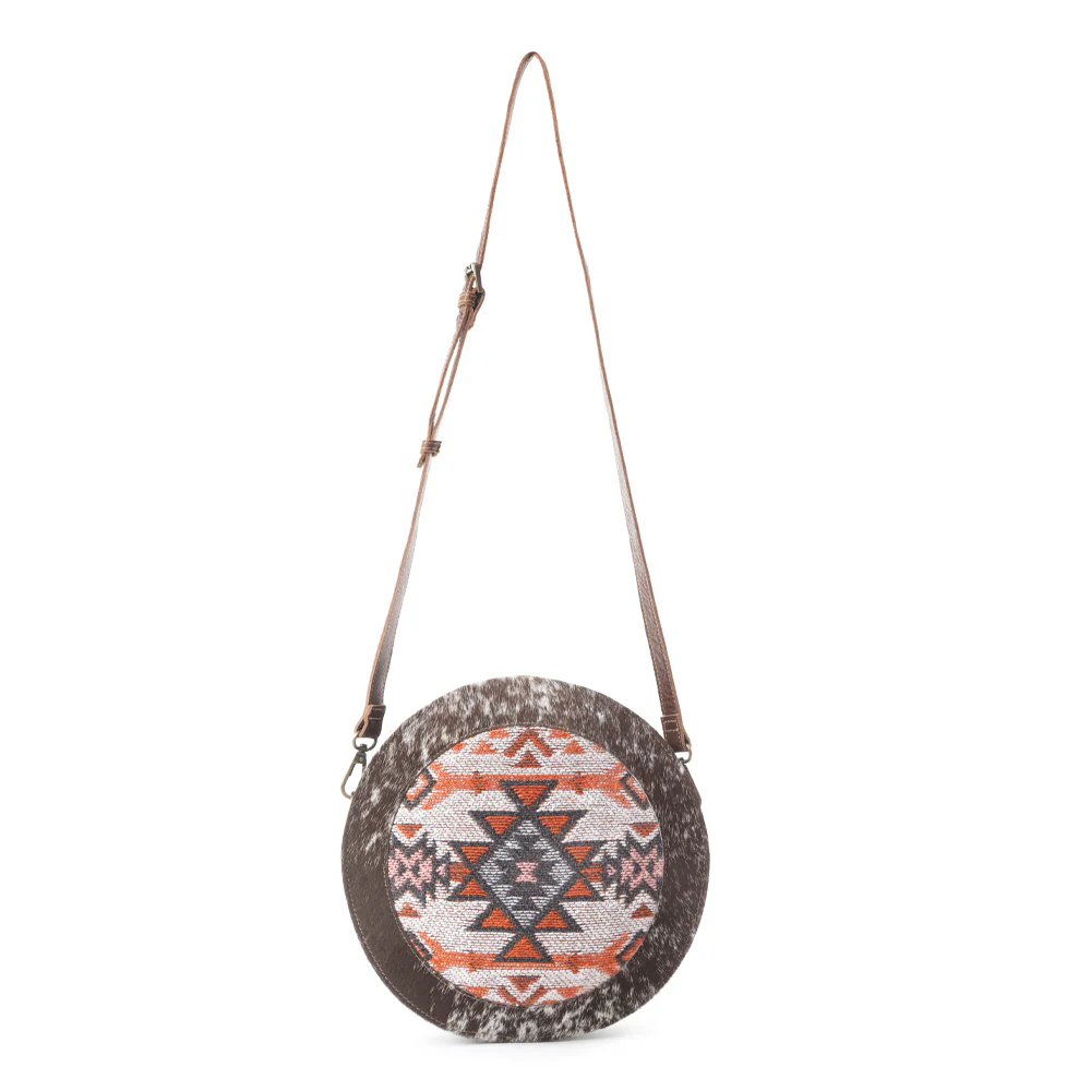 2083-boho-pink-round-bag-1.webp