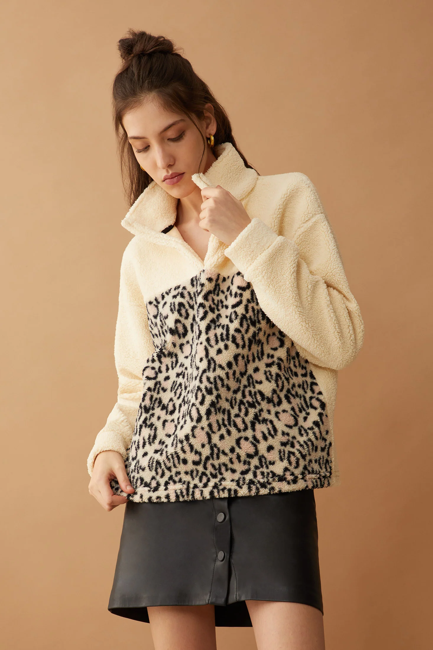 2239-bristol-animal-print-fleece-jacket-1.webp
