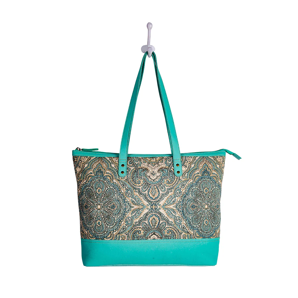 2303-bryerston-tote-bag-1.webp