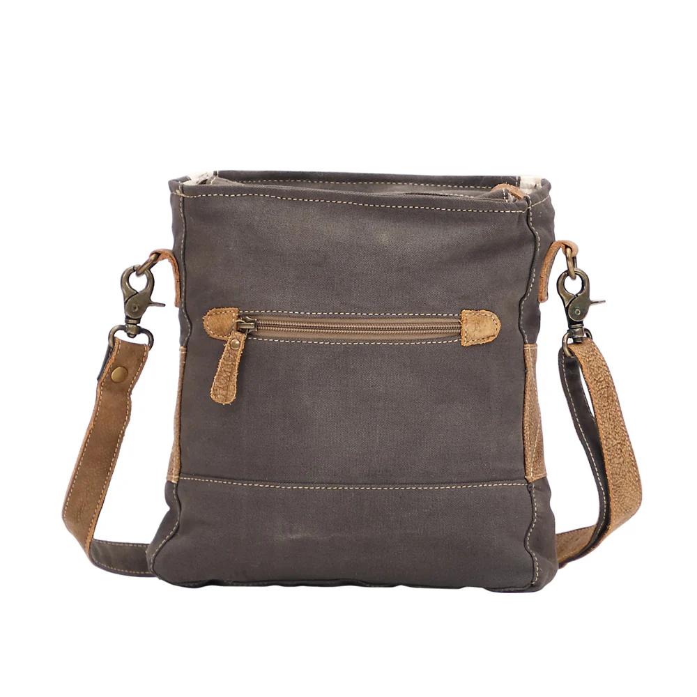 251-albino-shoulder-bag-1.webp