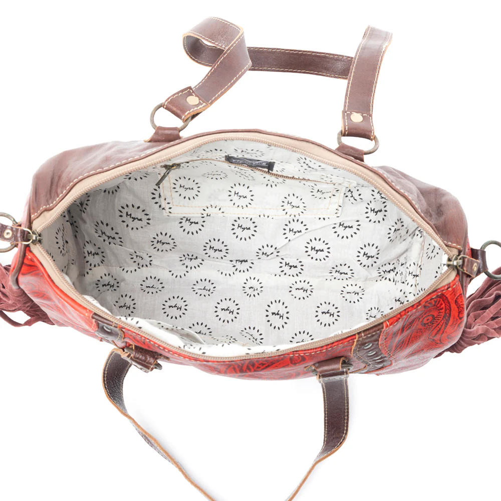 2516-candy-frills-leather-hairon-bag-1.webp