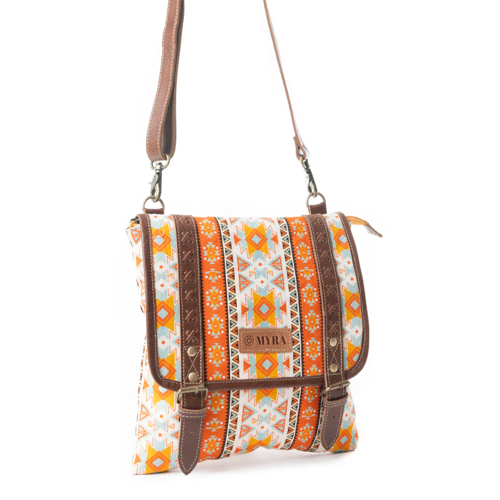 2563-canyon-star-concealed-carry-bag-in-orange-white-1.webp