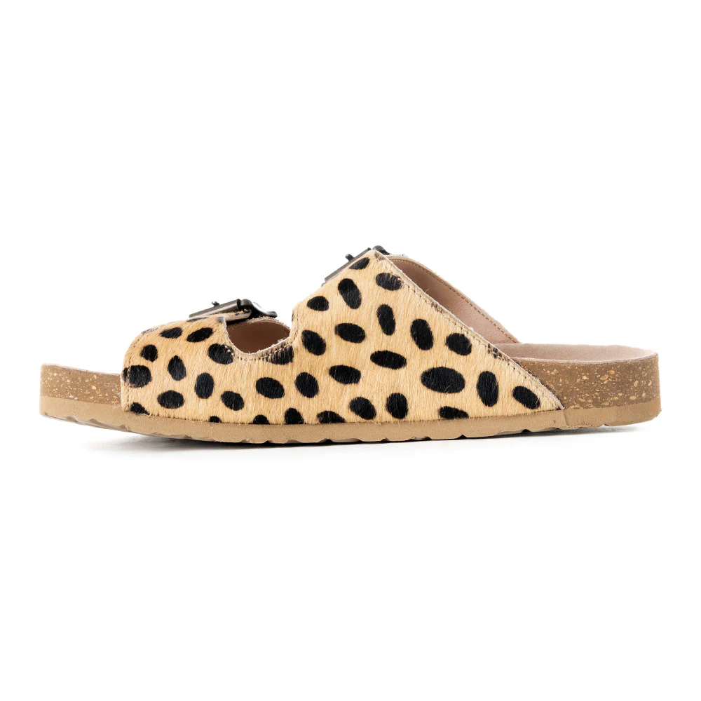 2585-carefree-sandals-1.webp