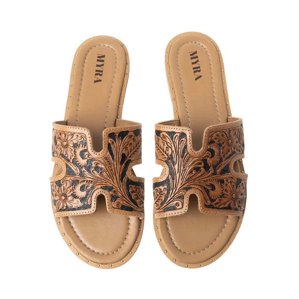 2614-carmina-anne-sandals-in-black-1.webp