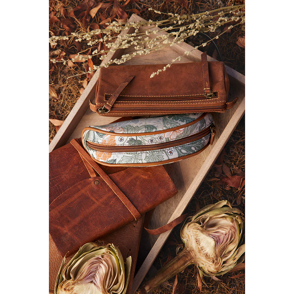 2718-catalona-springs-slimline-multi-pouch-1.webp