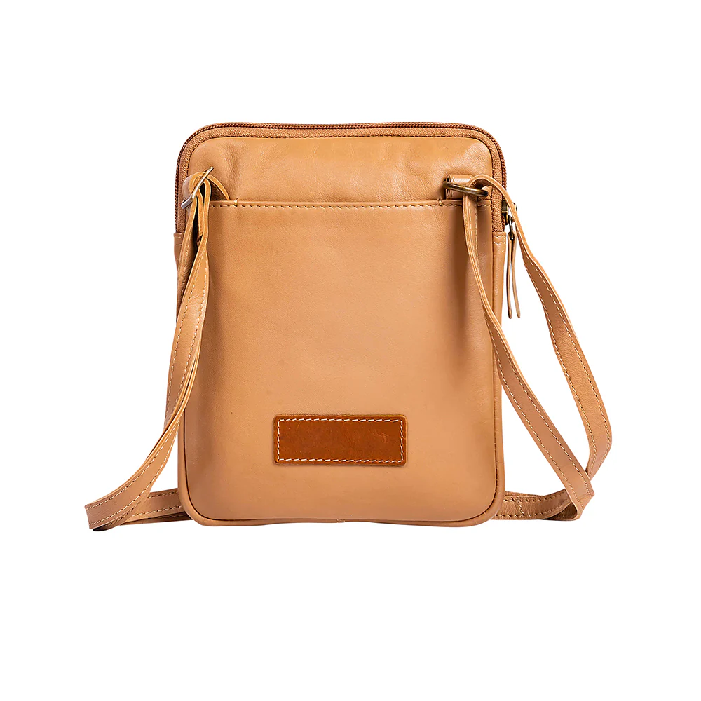 2898-cheyenne-s-hope-hairon-bag-1.webp