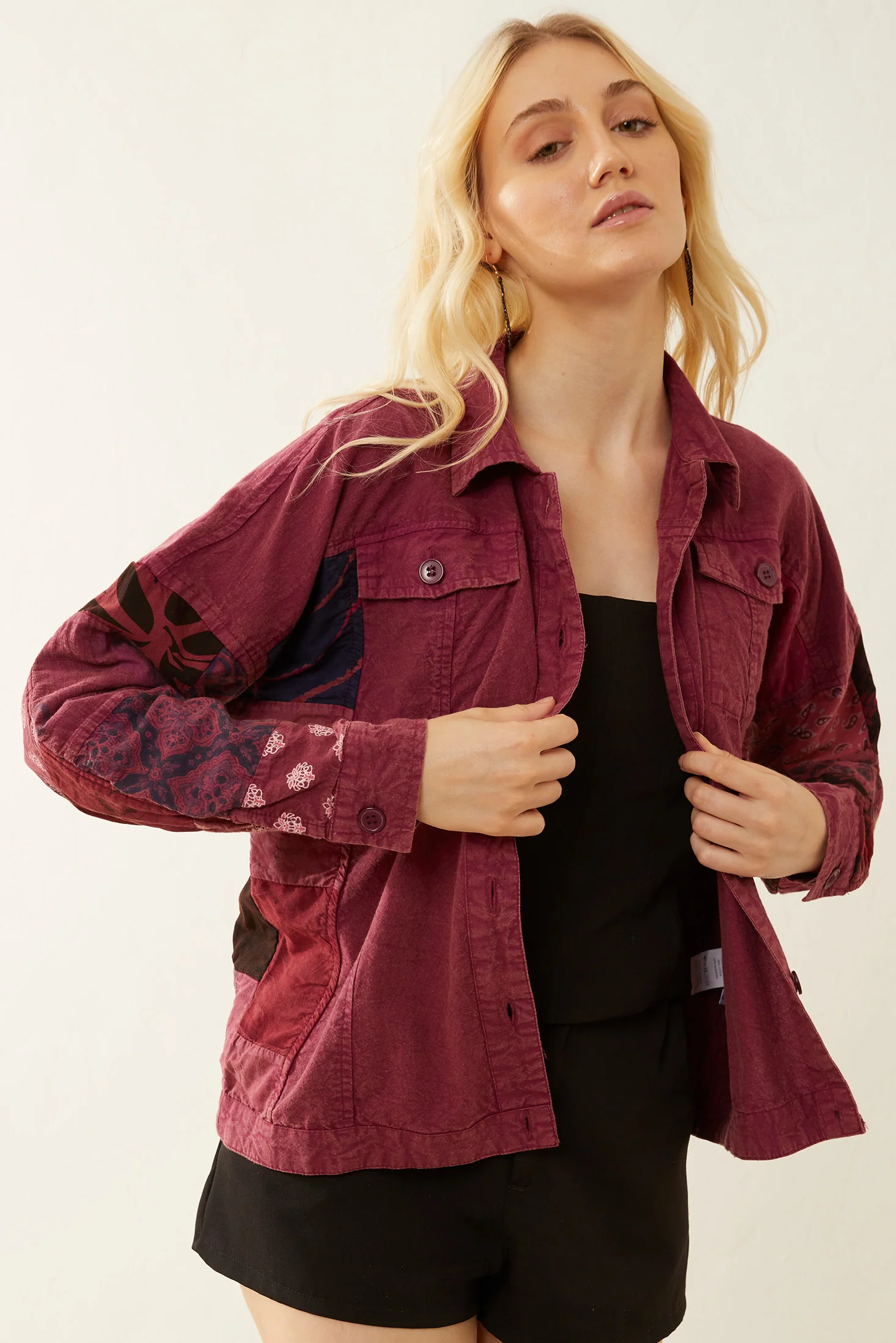 2915-chimson-trail-patchwork-jacket-1.webp