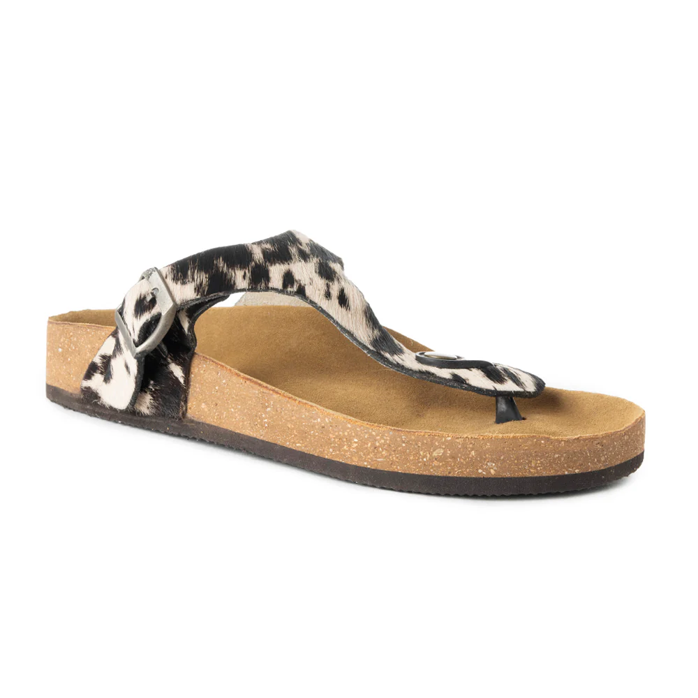 2920-chino-western-hand-tooled-sandals-1.webp