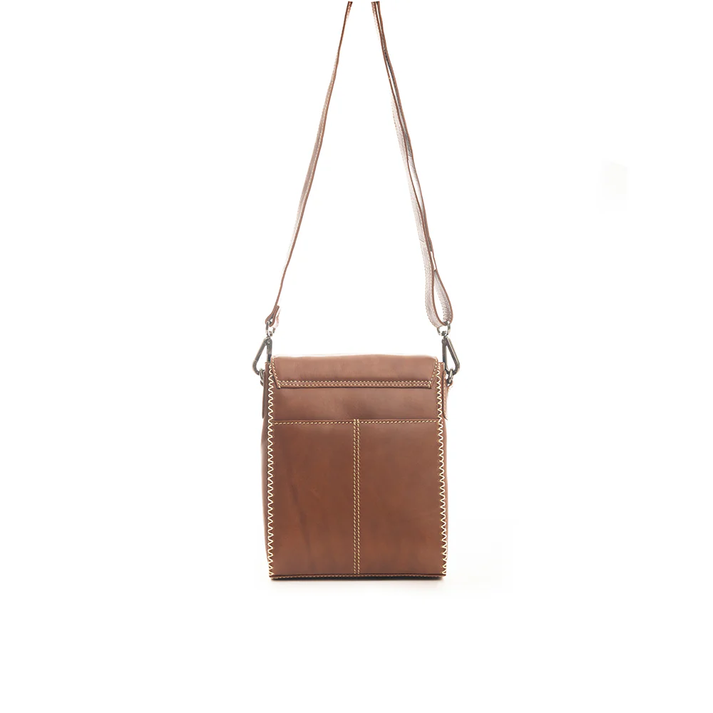 2982-cinnamon-trail-shoulder-leather-bag-1.webp