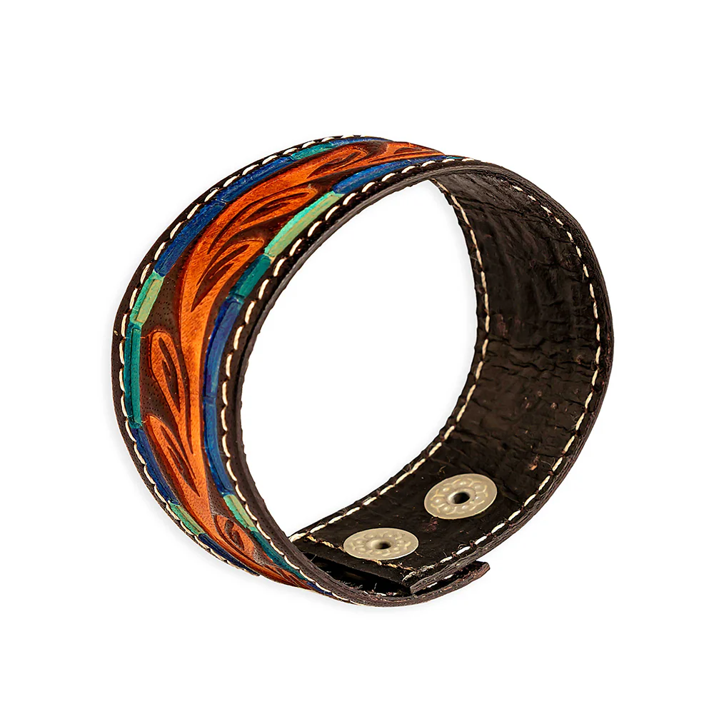 3022-clearway-trail-hand-tooled-leather-bracelet-1.webp