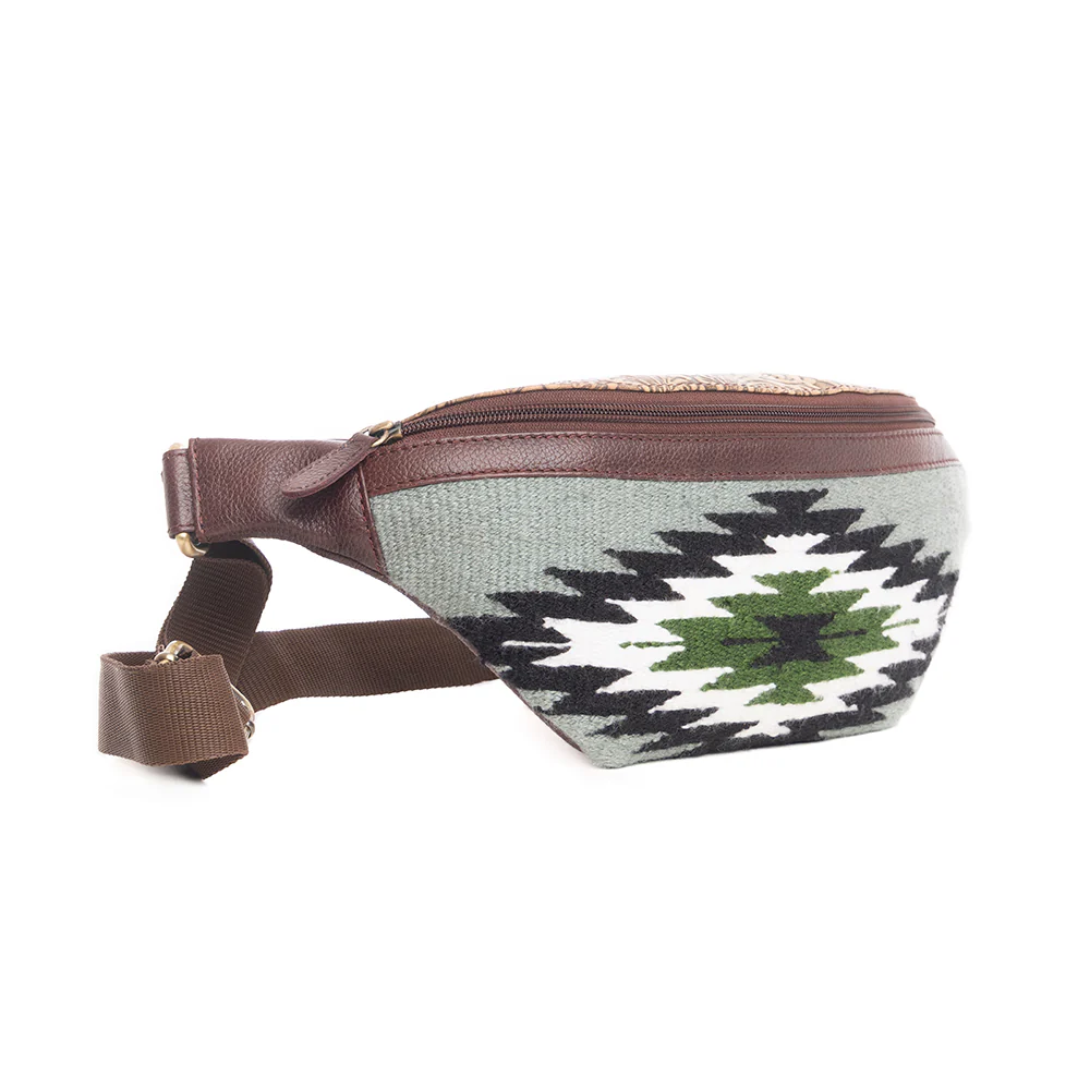 3035-cloud-arrow-waist-fanny-pack-bag-1.webp