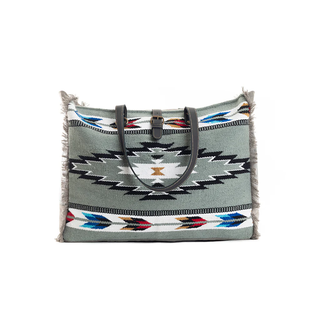 3036-cloud-arrow-weekender-bag-1.webp
