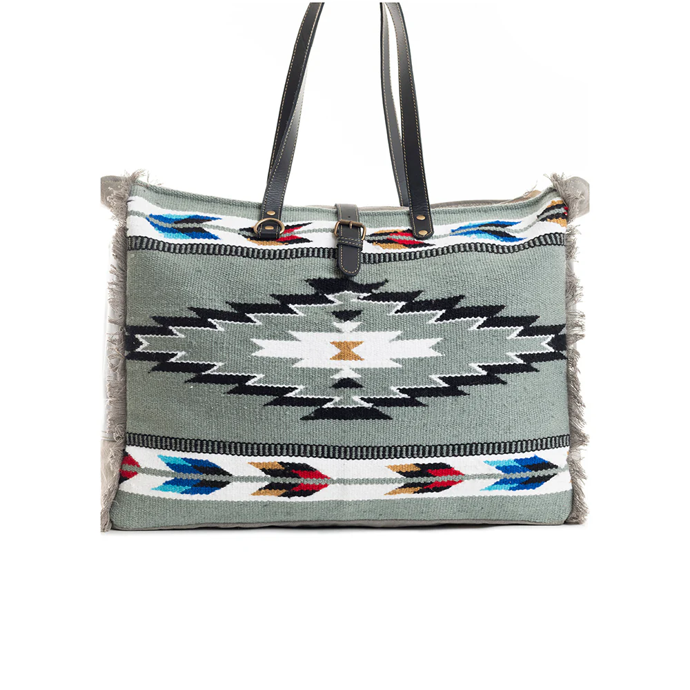 3036-cloud-arrow-weekender-bag-1.webp