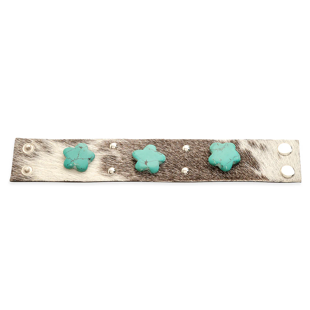 3037-cloud-crossing-cuff-bracelet-1.webp