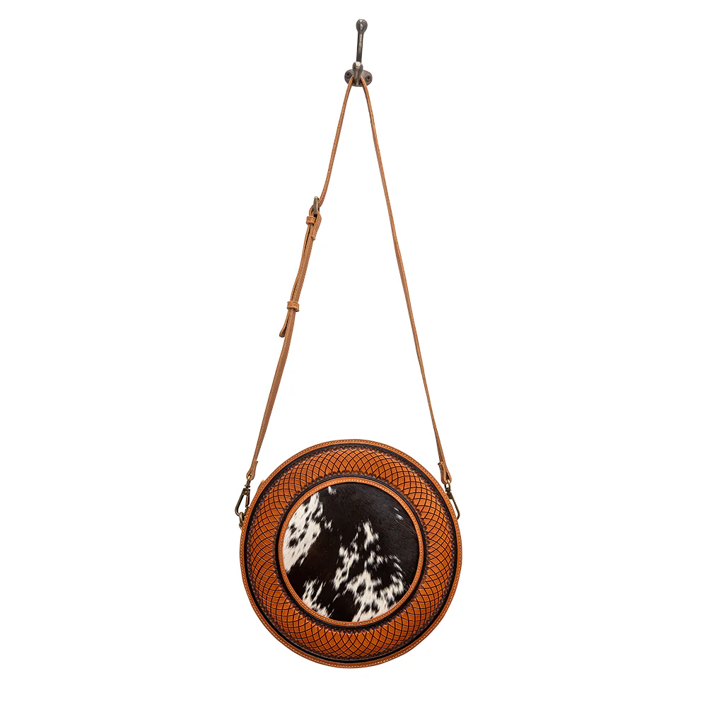 3050-cloudland-round-bag-1.webp