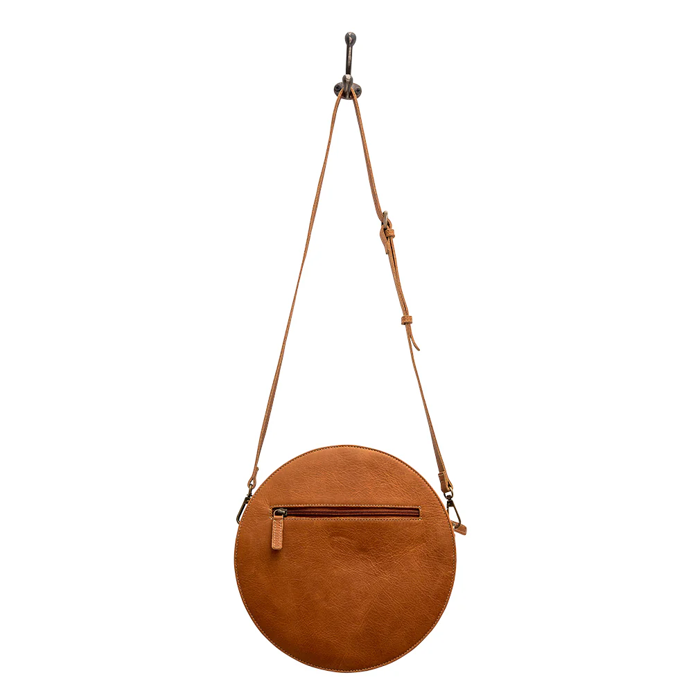 3050-cloudland-round-bag-1.webp