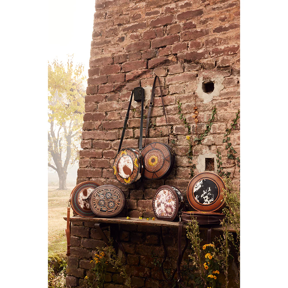 3050-cloudland-round-bag-1.webp