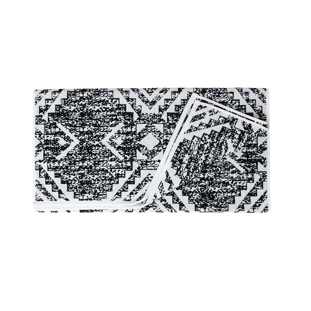 3060-cloudstone-towel-1.webp