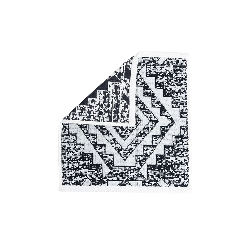 3060-cloudstone-towel-1.webp