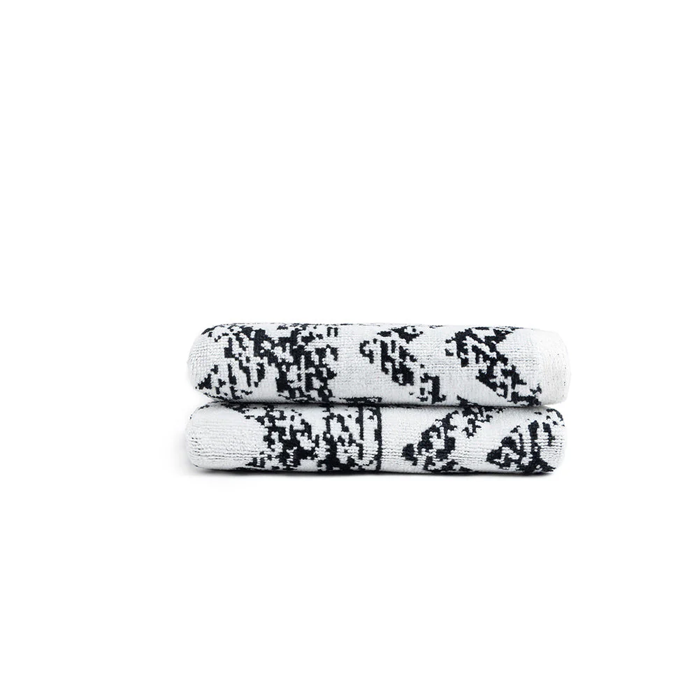 3060-cloudstone-towel-1.webp