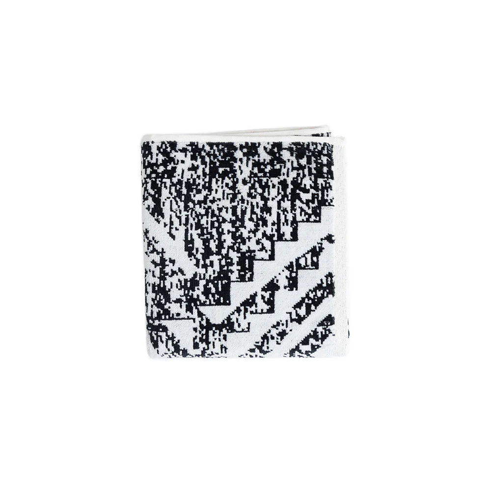 3060-cloudstone-towel-1.webp