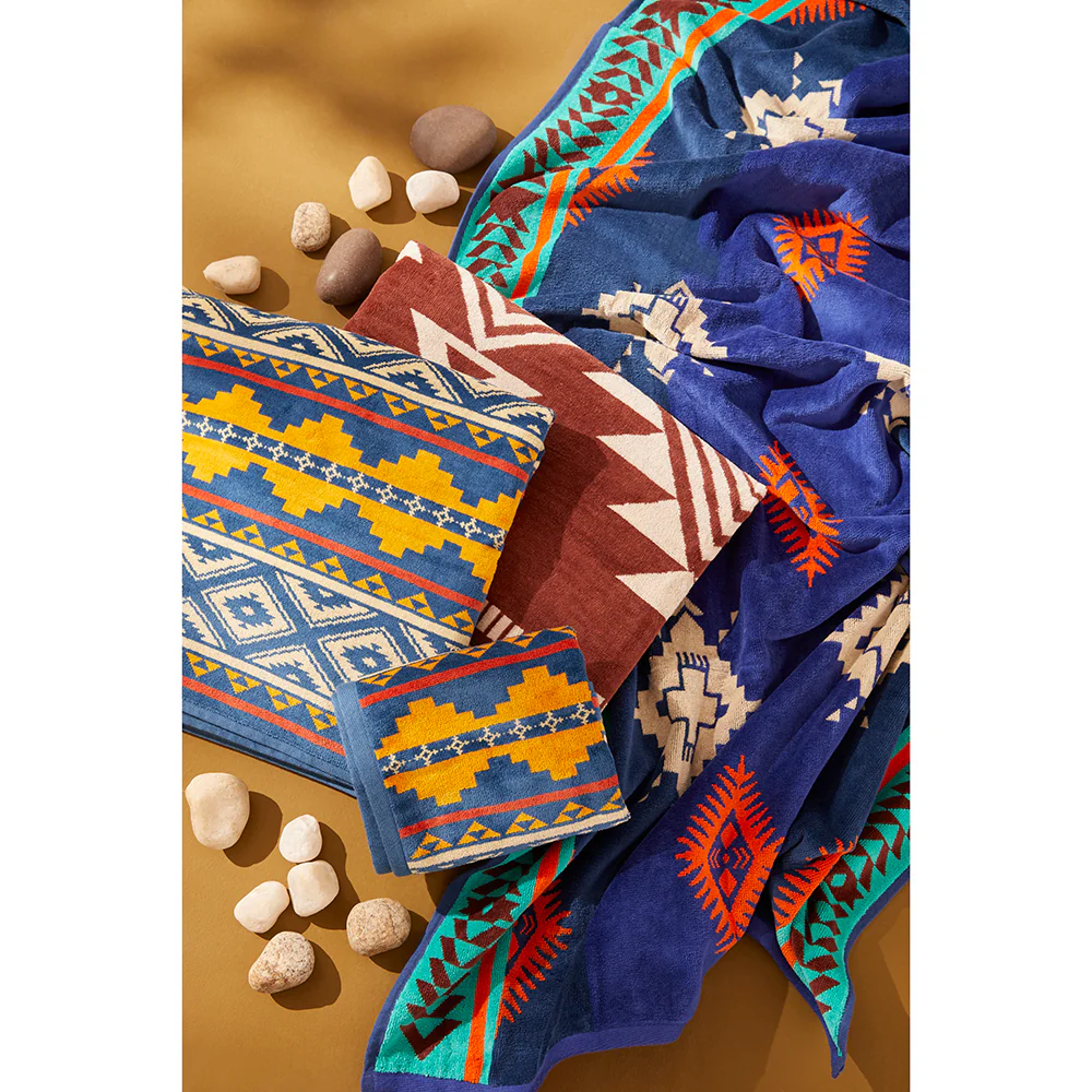 3060-cloudstone-towel-1.webp