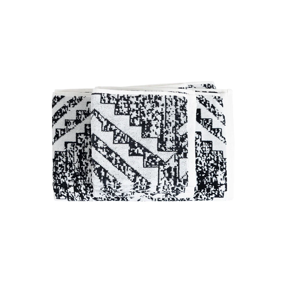 3060-cloudstone-towel-1.webp