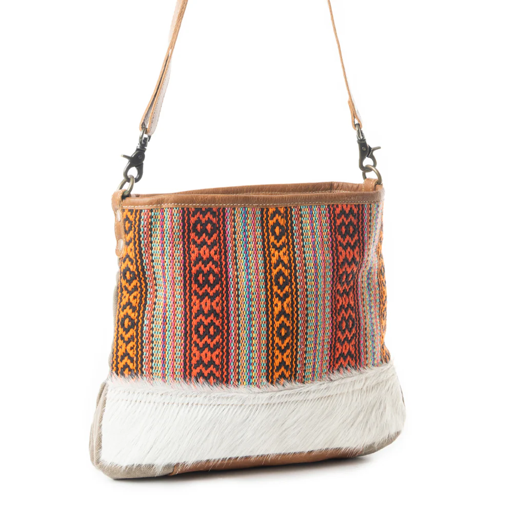 3230-coral-hues-shoulder-bag-1.webp