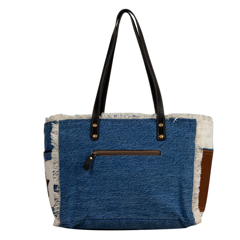3294-country-road-47-small-crossbody-bag-1.webp