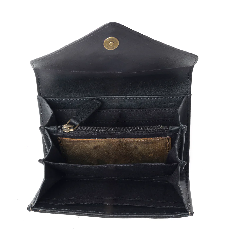 3353-crimson-dust-wallet-1.webp