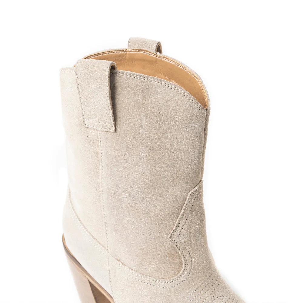 3431-crystal-creek-booties-in-off-white-1.webp