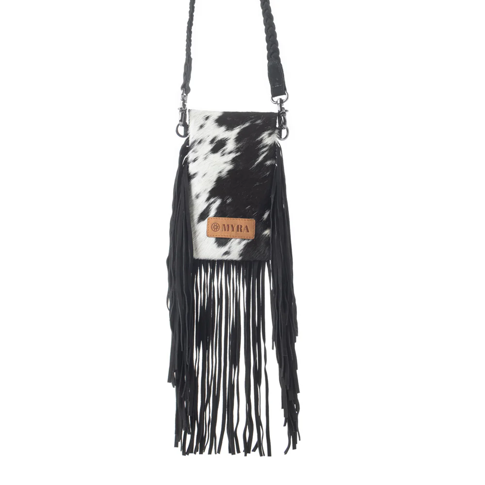 3570-dakota-drift-hairon-leather-bag-in-ebony-white-1.webp