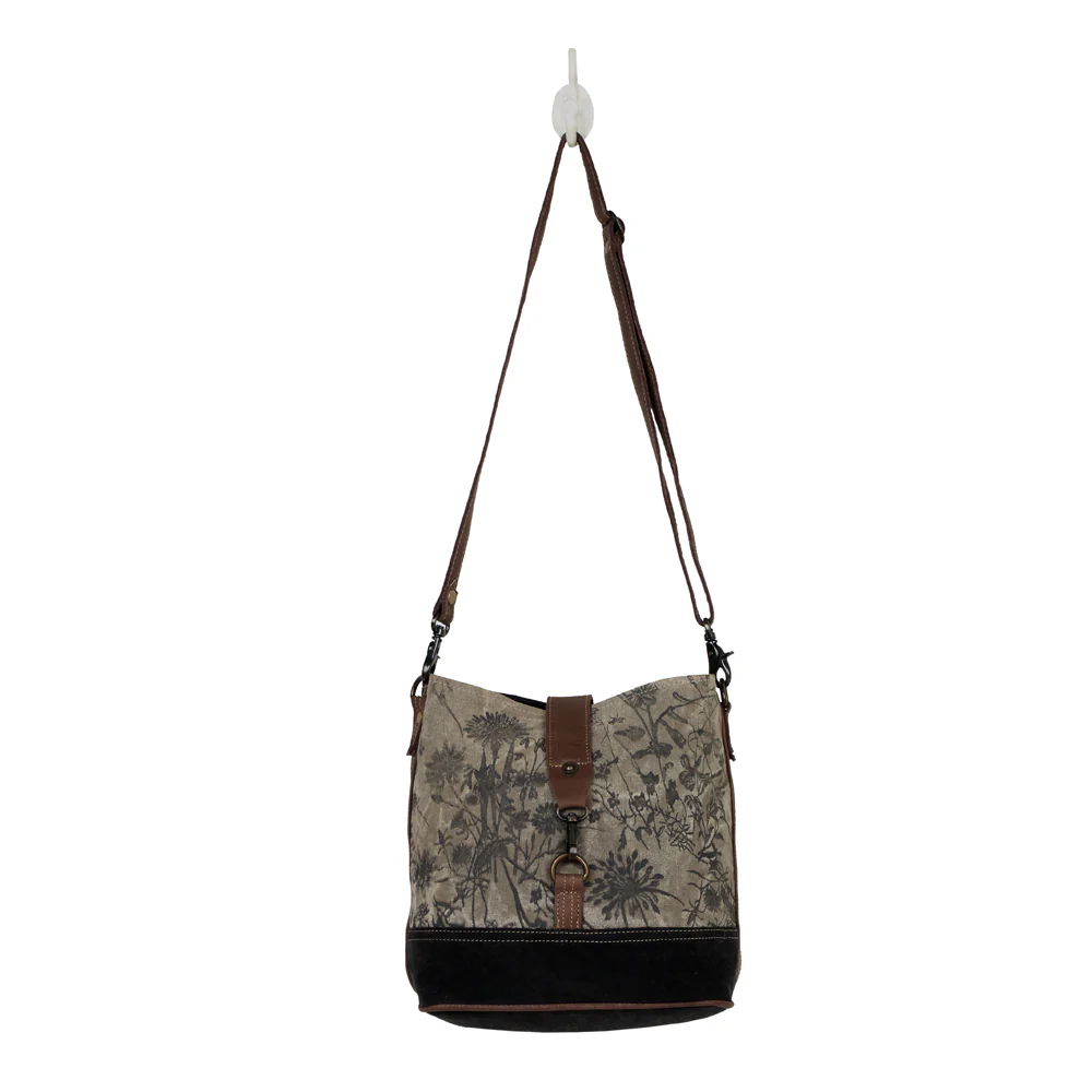 3792-debonair-shoulder-bag-1.webp