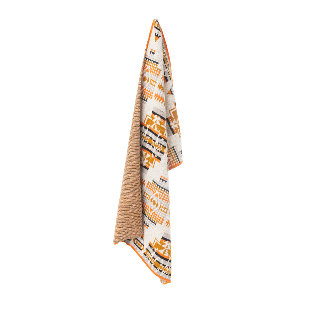3915-desert-loom-knitted-cotton-kitchen-towel-set-of-2-in-aztec-weave-1.webp