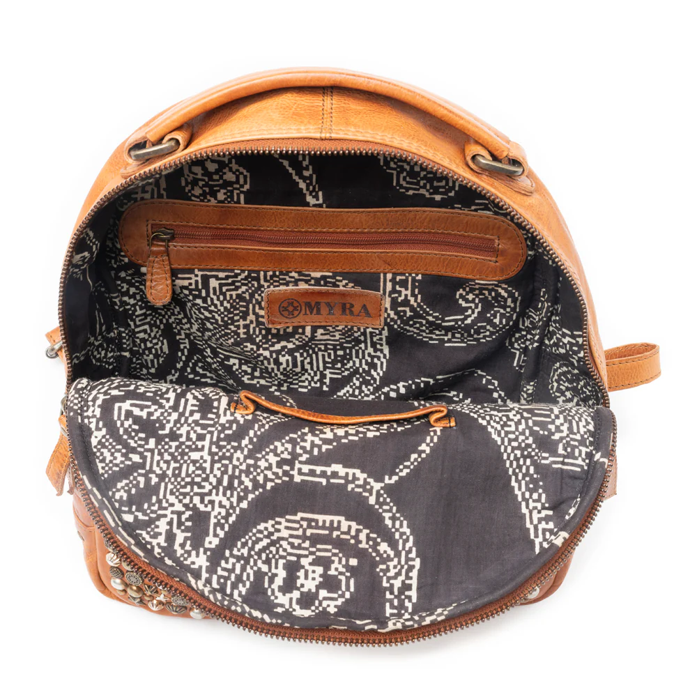 3923-desert-muse-backpack-in-light-brown-1.webp