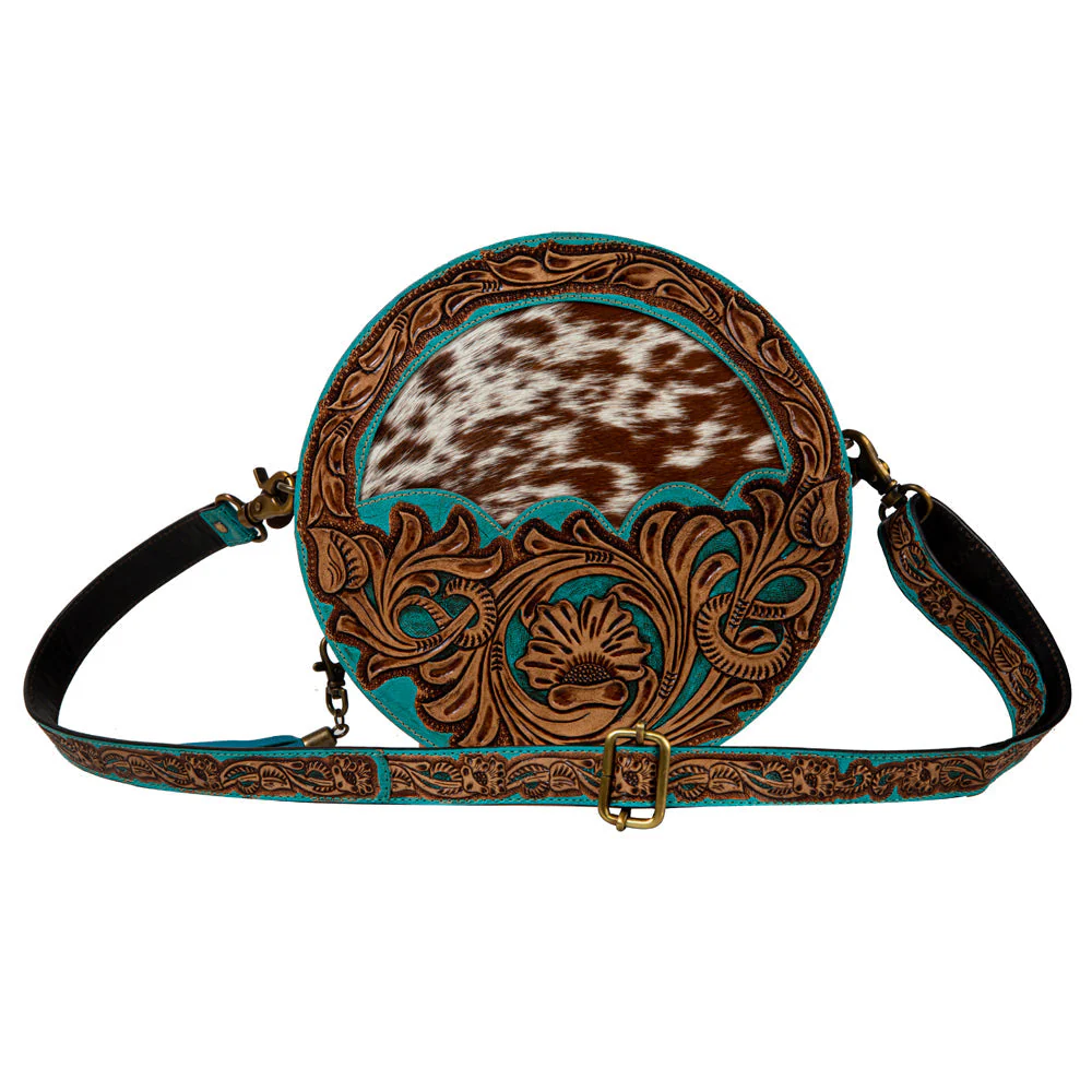 3935-desert-rain-hand-tooled-round-bag-1.webp