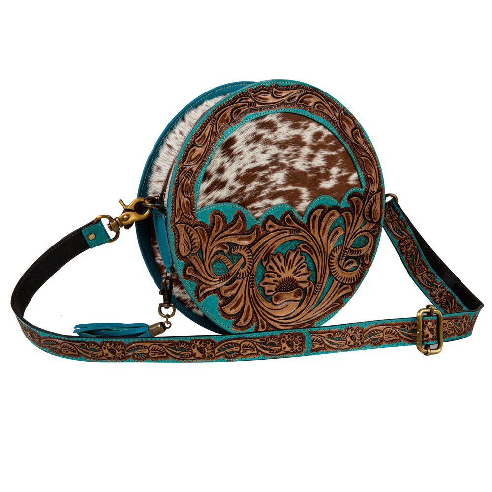 3935-desert-rain-hand-tooled-round-bag-1.webp