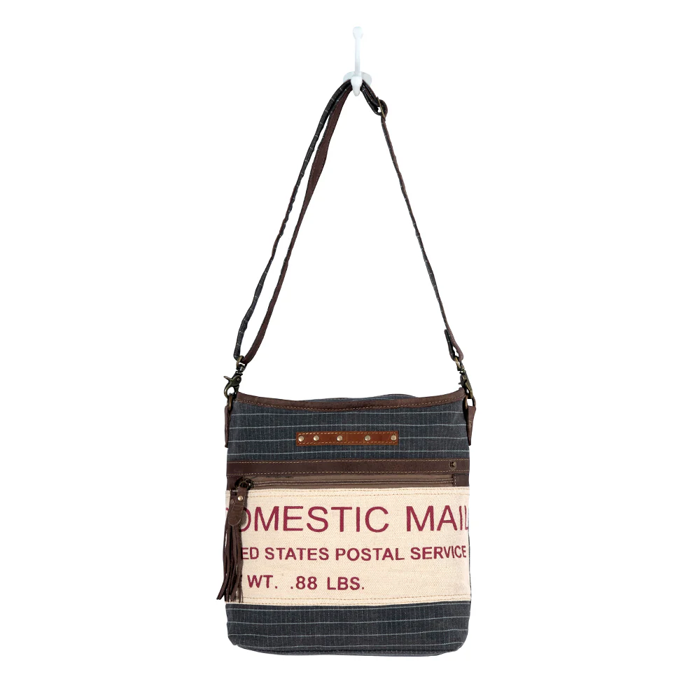 4112-domestic-mail-small-shoulder-bag-1.webp
