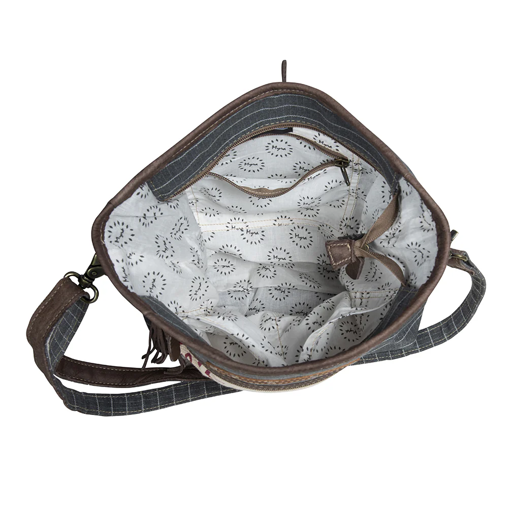 4112-domestic-mail-small-shoulder-bag-1.webp