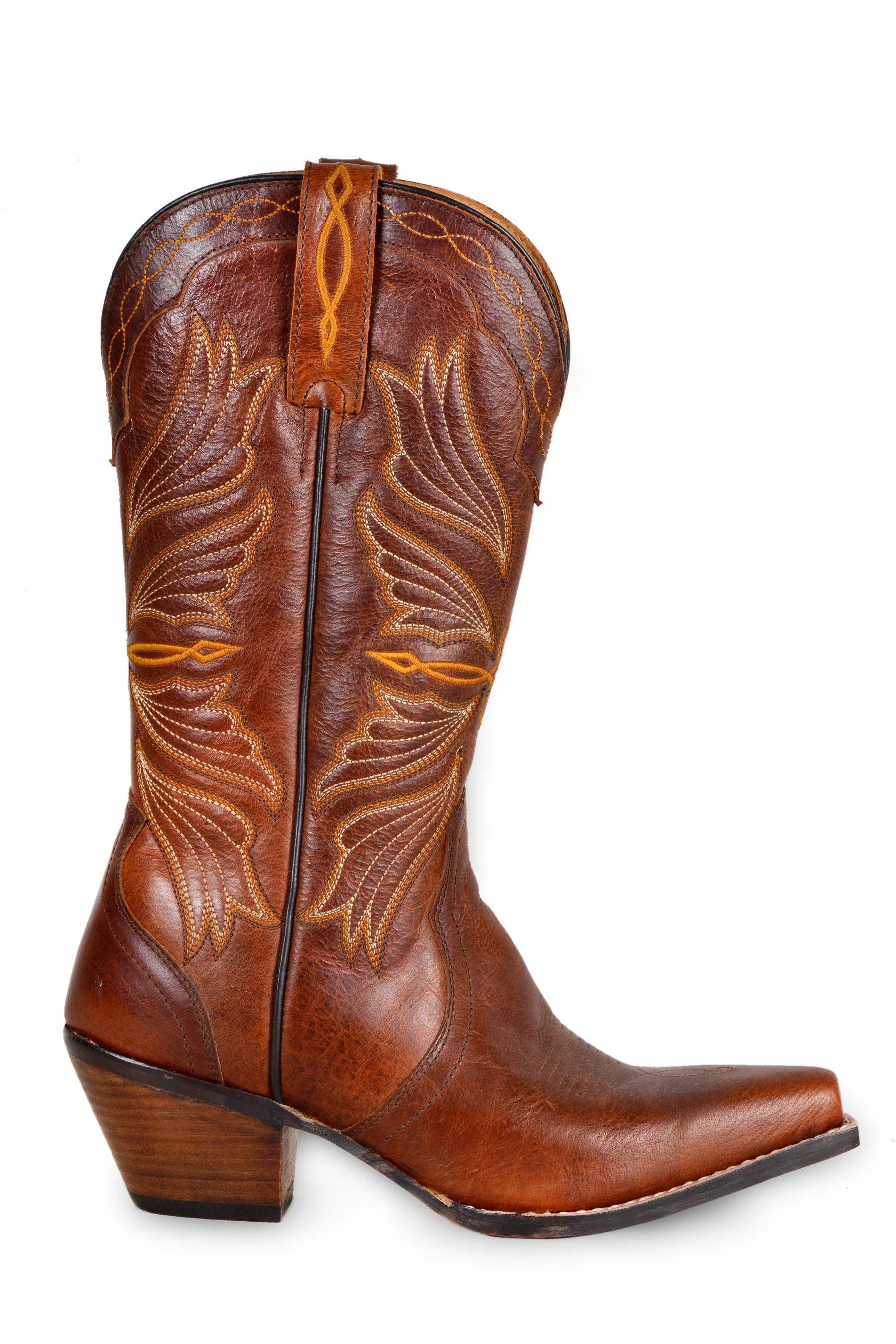 4115-domingo-cereza-boot-1.webp