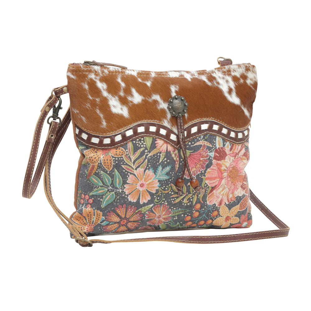 4236-dusa-small-crossbody-bag-1.webp