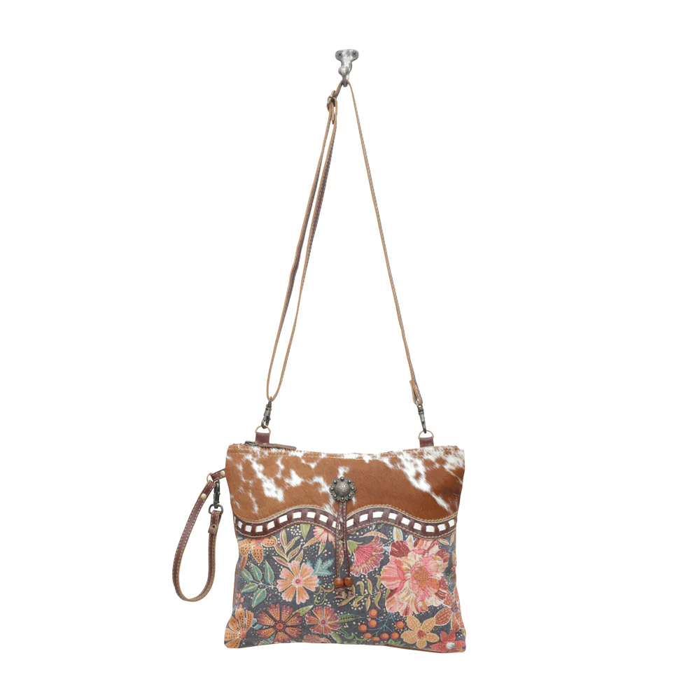 4236-dusa-small-crossbody-bag-1.webp